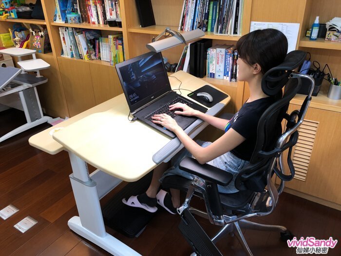 亞梭 兒童成長桌椅